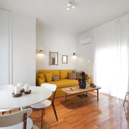 Apartamento Modern Penthouse Overlooking Halkis