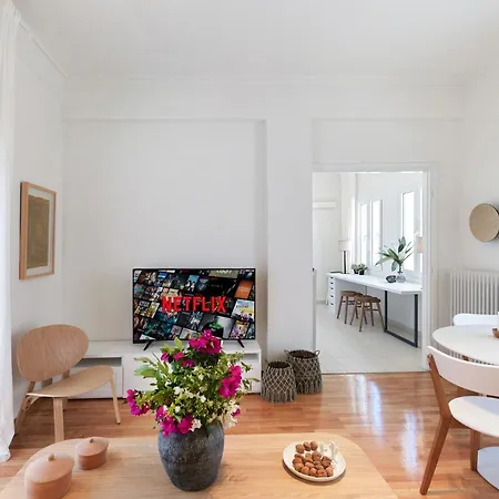 Apartamento Renovated Penthouse With Stunning Views Chalkís